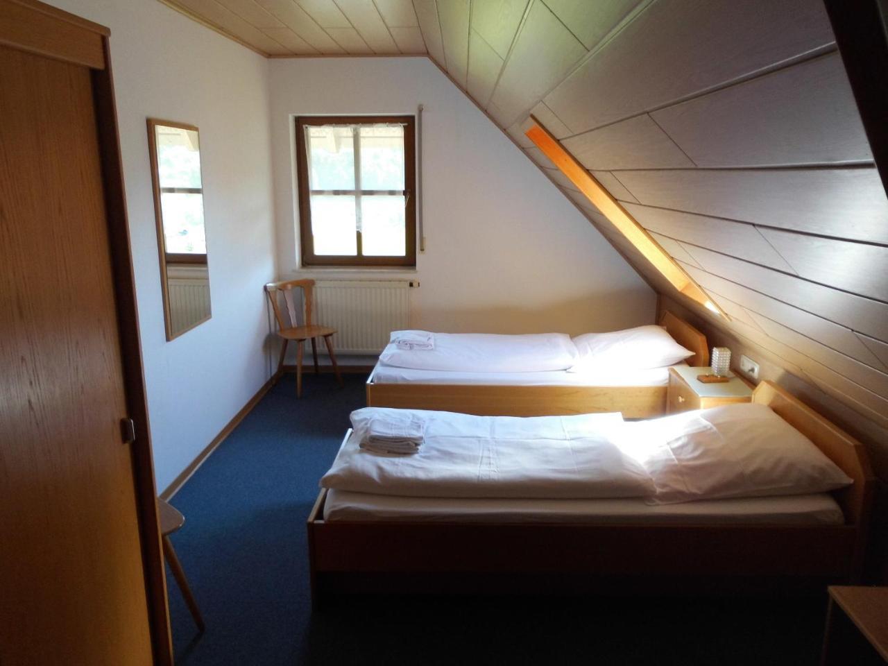 Landgasthof Zum Hirschen Hafenlohr Exteriör bild