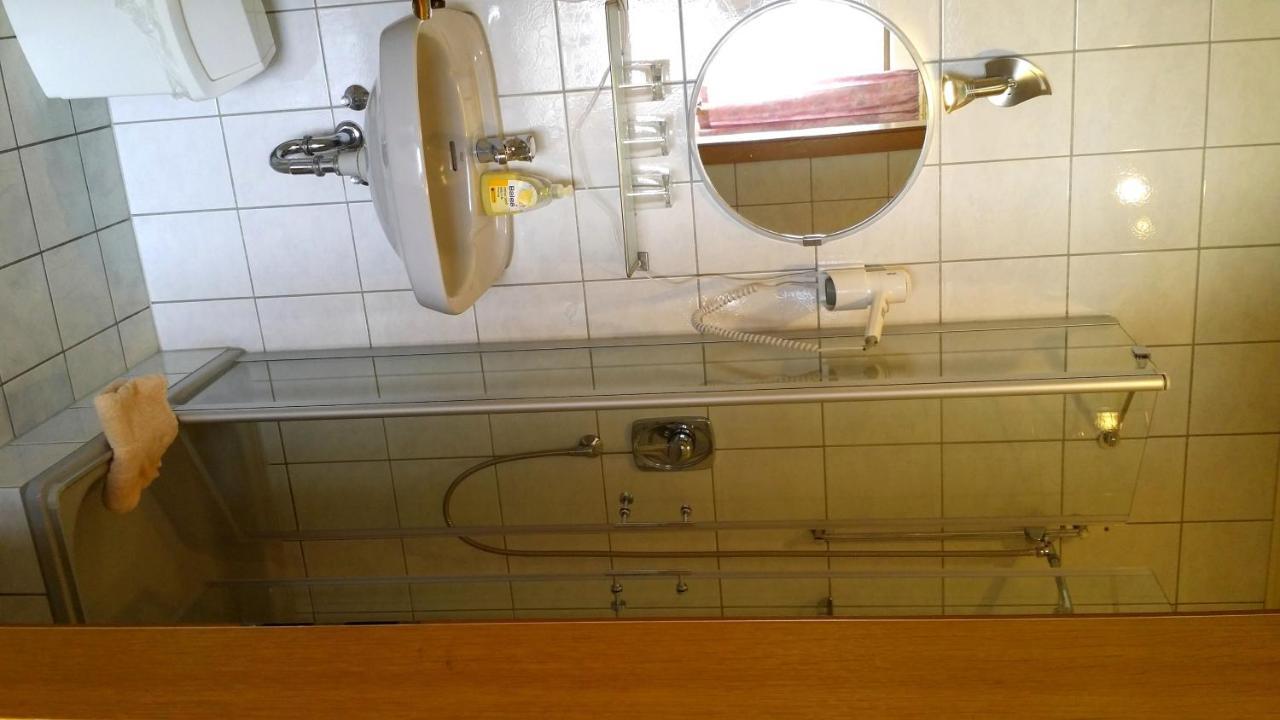Landgasthof Zum Hirschen Hafenlohr Exteriör bild